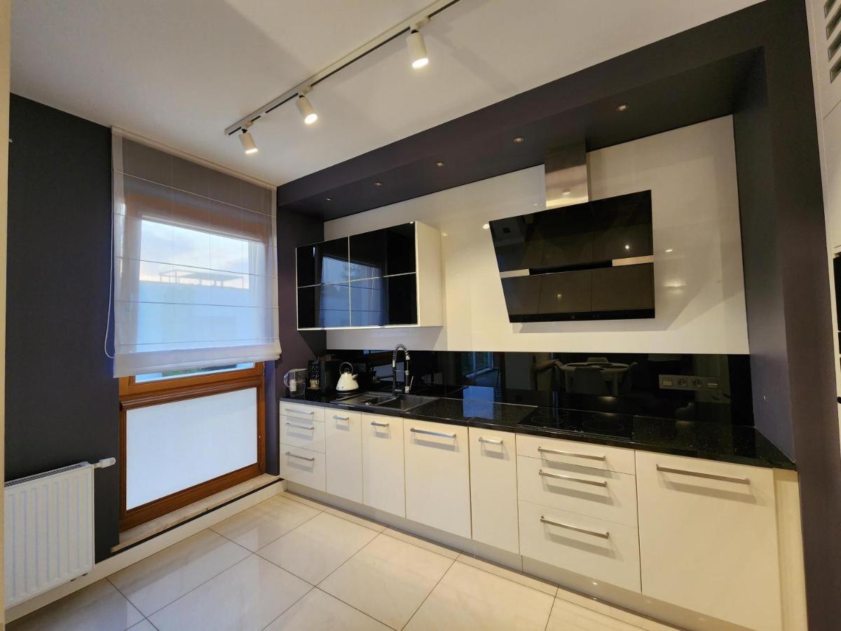 Nadmorski Dwor Modern Apartment Гданск Екстериор снимка