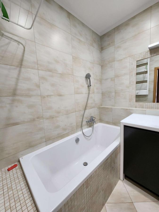 Nadmorski Dwor Modern Apartment Гданск Екстериор снимка