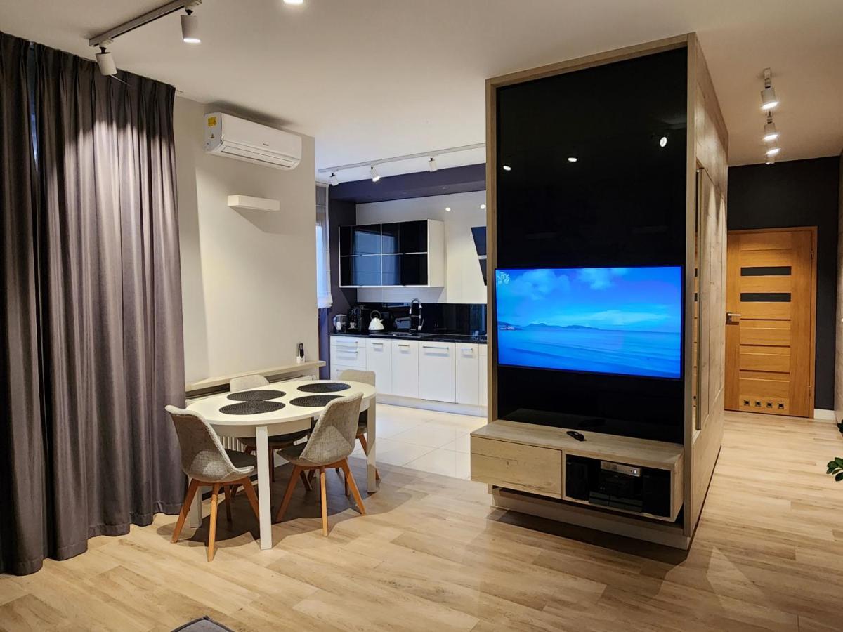 Nadmorski Dwor Modern Apartment Гданск Екстериор снимка