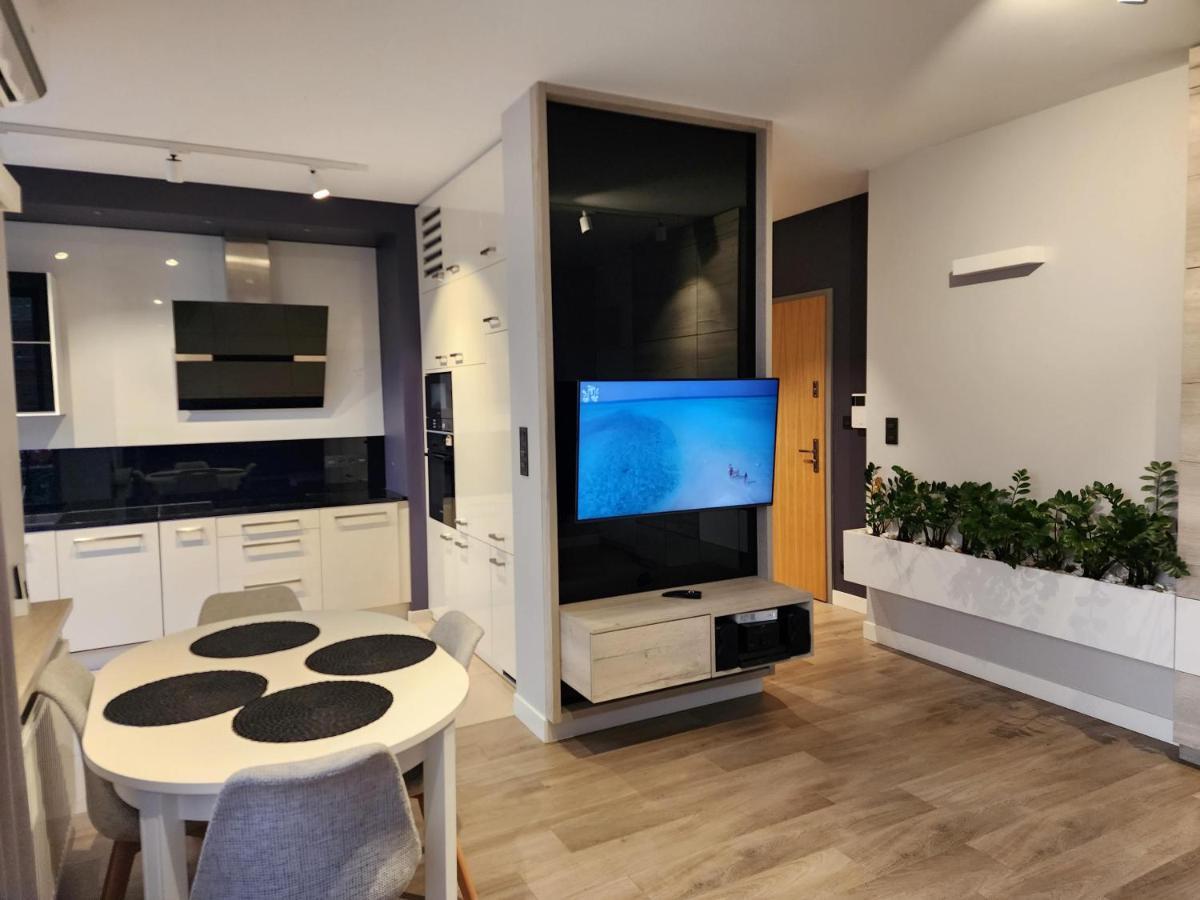 Nadmorski Dwor Modern Apartment Гданск Екстериор снимка